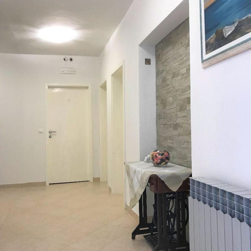 Berulia Rooms Brela Εξωτερικό φωτογραφία